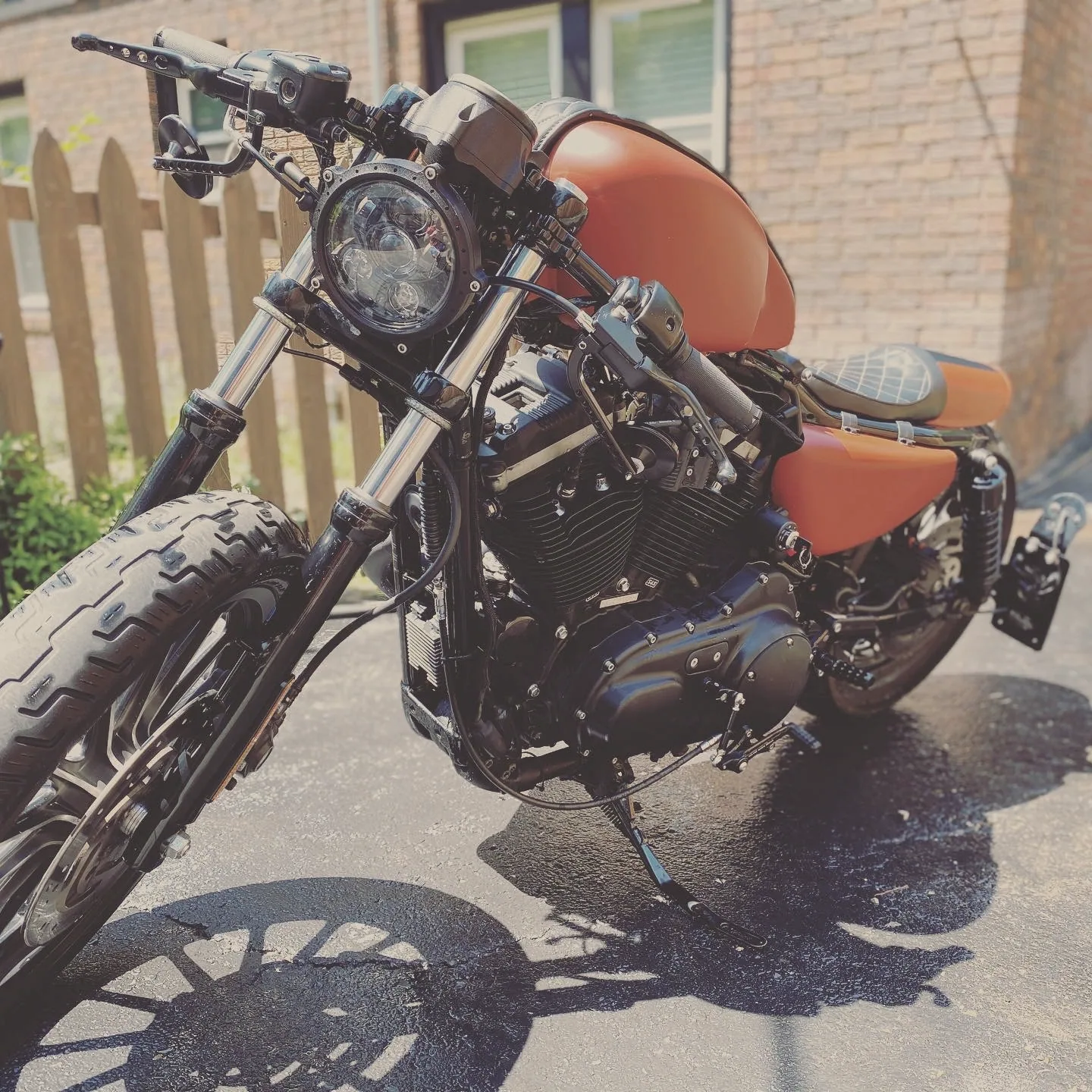 Custom café racer, front view